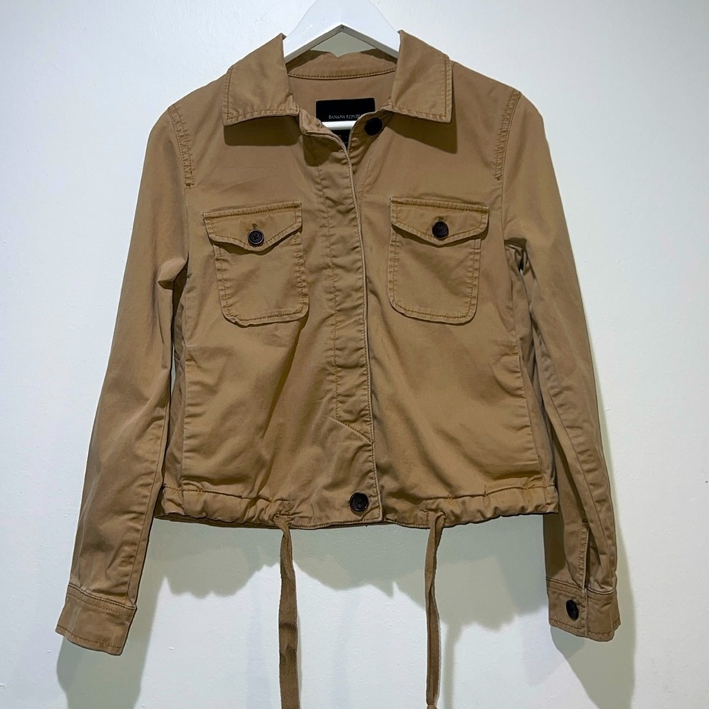 Banana Republic Shirt Jacket Tan Crop Shacket Women's Size XS